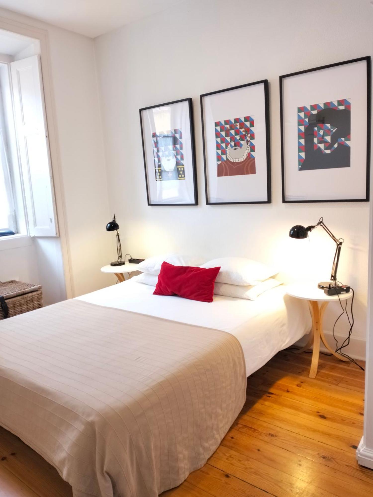 Gloria Apartment *